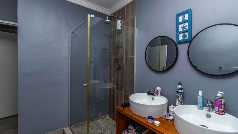 7 Bedroom Property for Sale in Dana Bay Western Cape